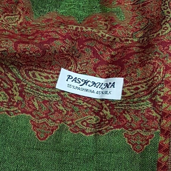 Vintage Green Pashmina Wrap: Lightweight Evening Shawl Birthday Christmas Gift - Picture 8 of 8